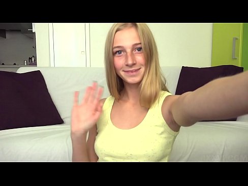 ❤️ Keď sa nudím, lenivo si masturbujem svoju ružovú kundičku ❤❌ Šukanie video na nás